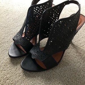 Elizabeth and James Heels